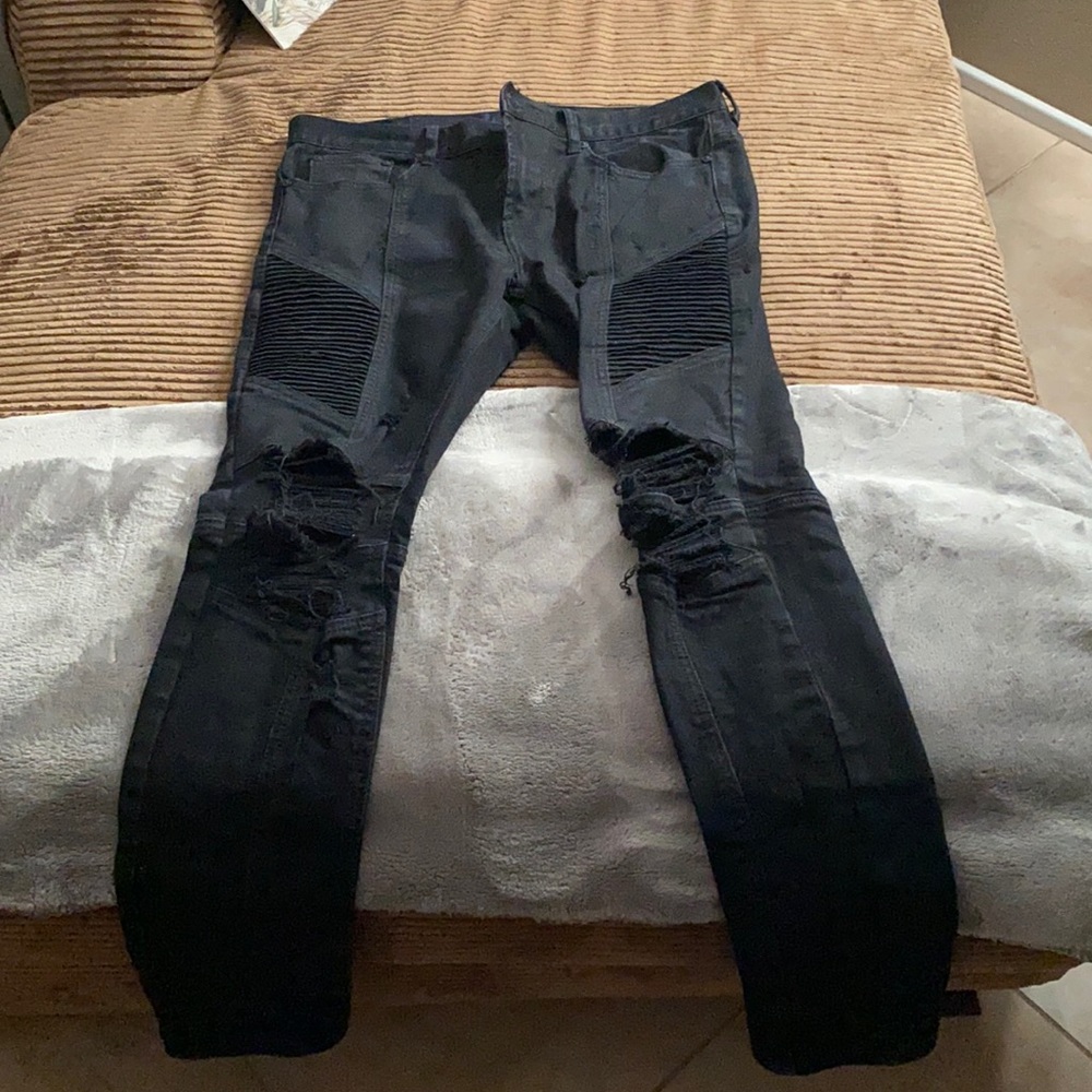 Black Jeans